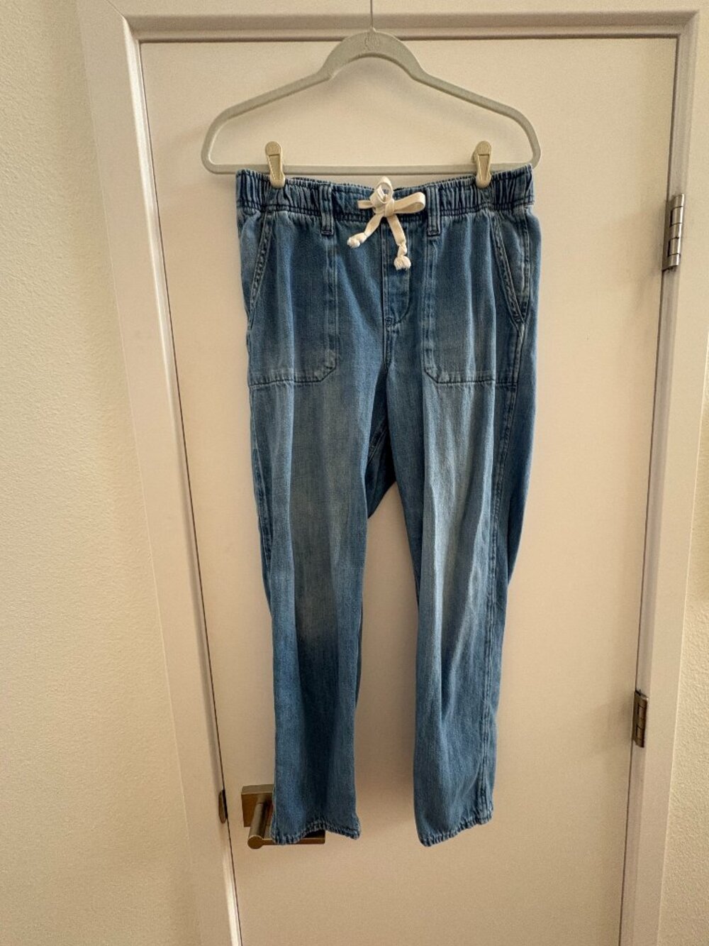 Gap Medium Wash Denim Drawstring Elastic Waist Pull-On Utility Jeans, Size M